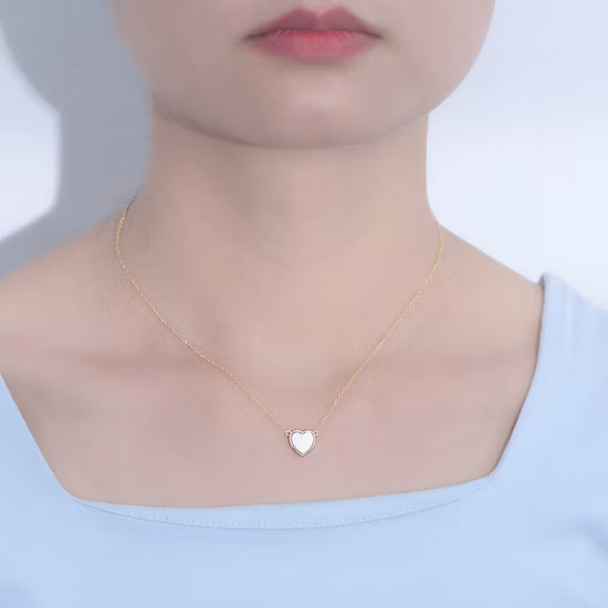 Unique Design Family Heart Pendant Necklace for Mother Silver Chain Pendant Women Necklace
